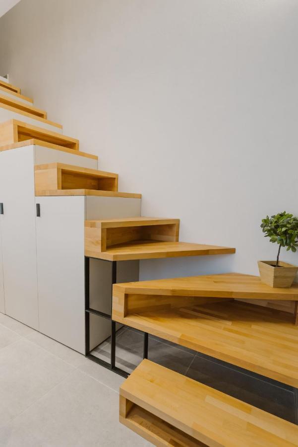 Manolis Loft Apartment, Rhodes Town Apartament *